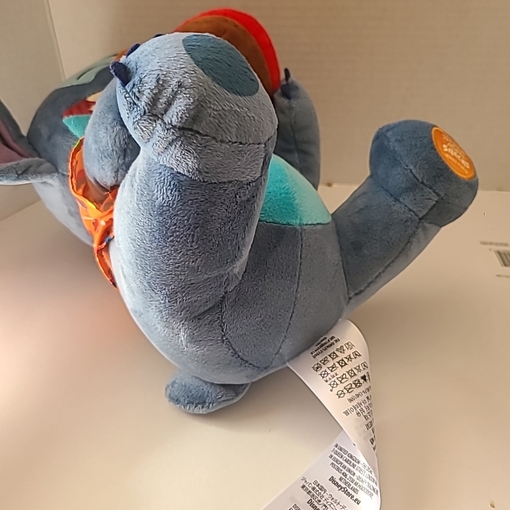 NEW 2024 Disney Stitch Attacks Snacks Mickey Caramel Apple Plush Series 9/12 - Picture 11 of 11